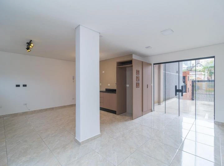 Garden studio apartment with 98 m² and 2 parking spots