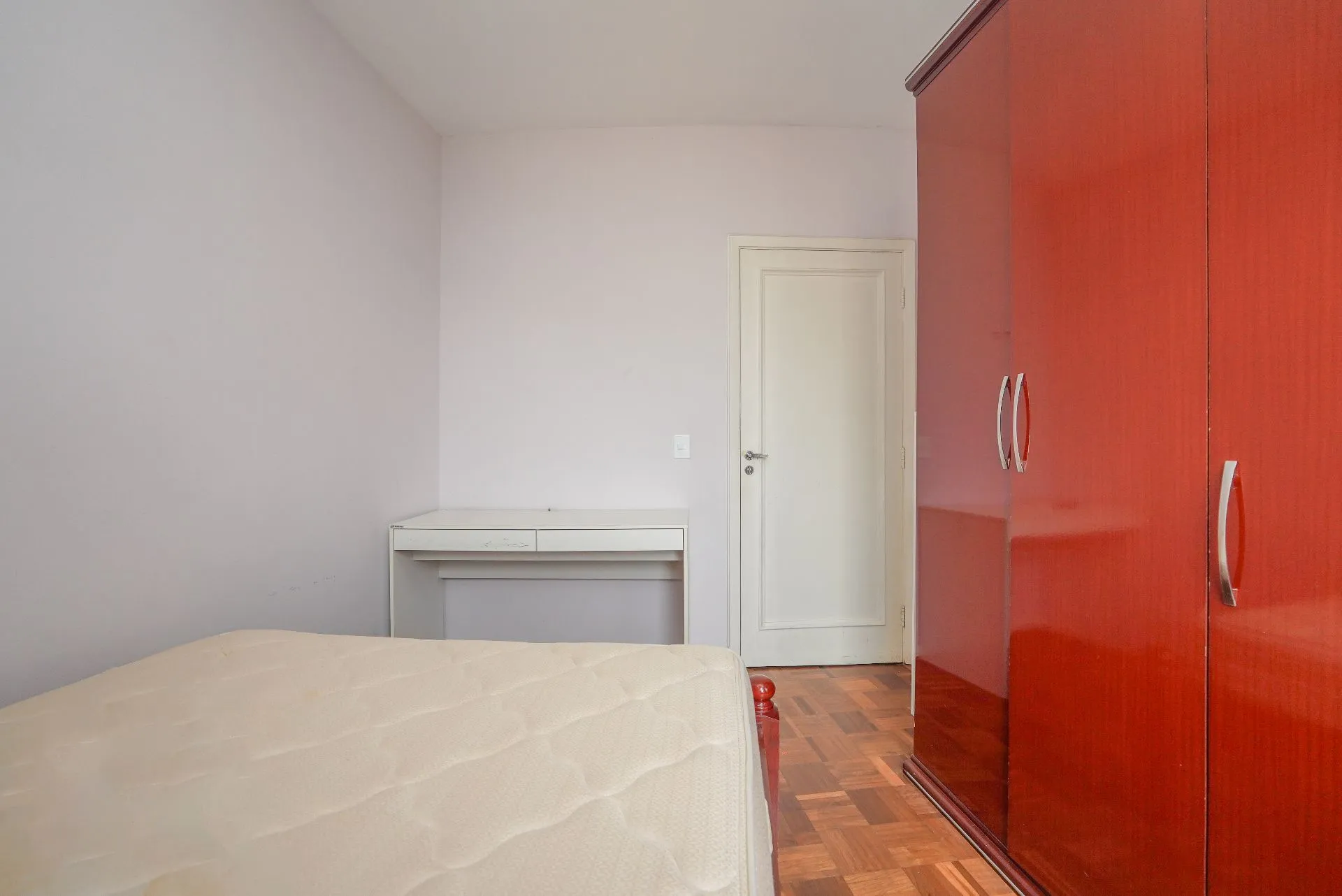 Home office in a 3-bedroom apartment, 140 m² — photo 23