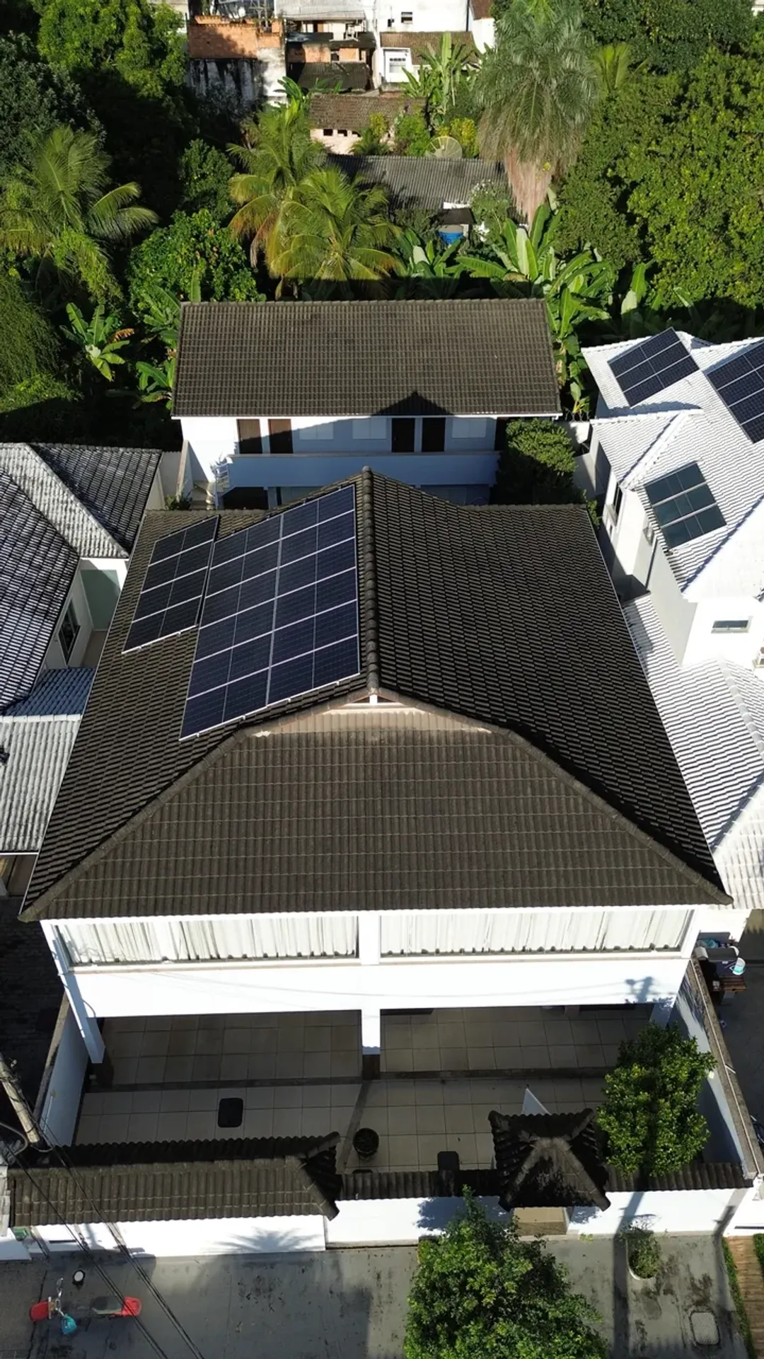 Casa com 4 quartos e 5 banheiros, 300 m² — photo 32