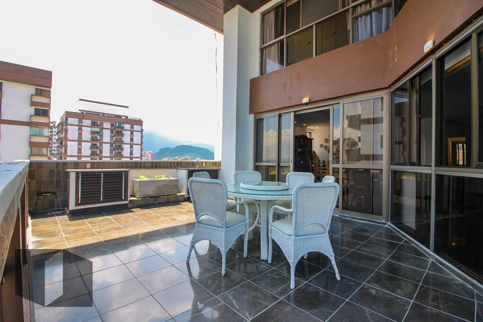 Apartamento mobiliado com 4 quartos e cozinha a gás — photo 15