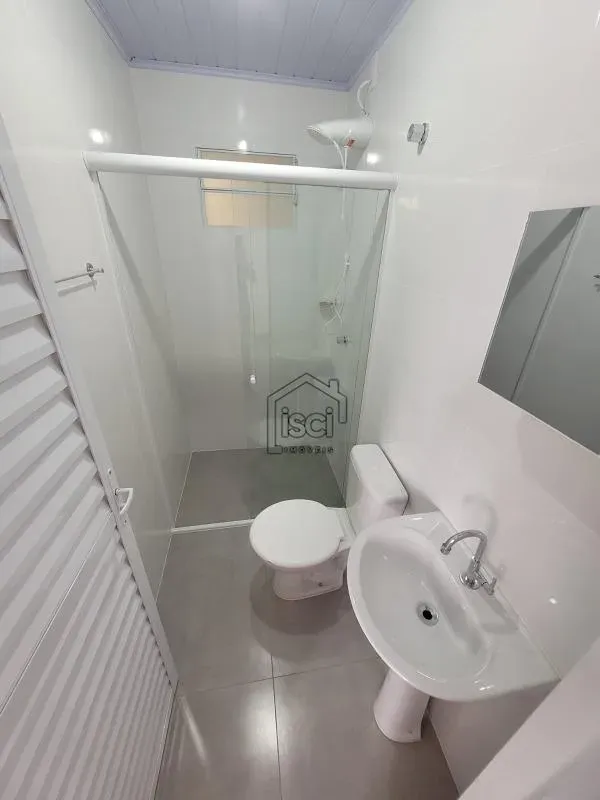 18 m² studio on the 1st floor with glass shower — photo 4