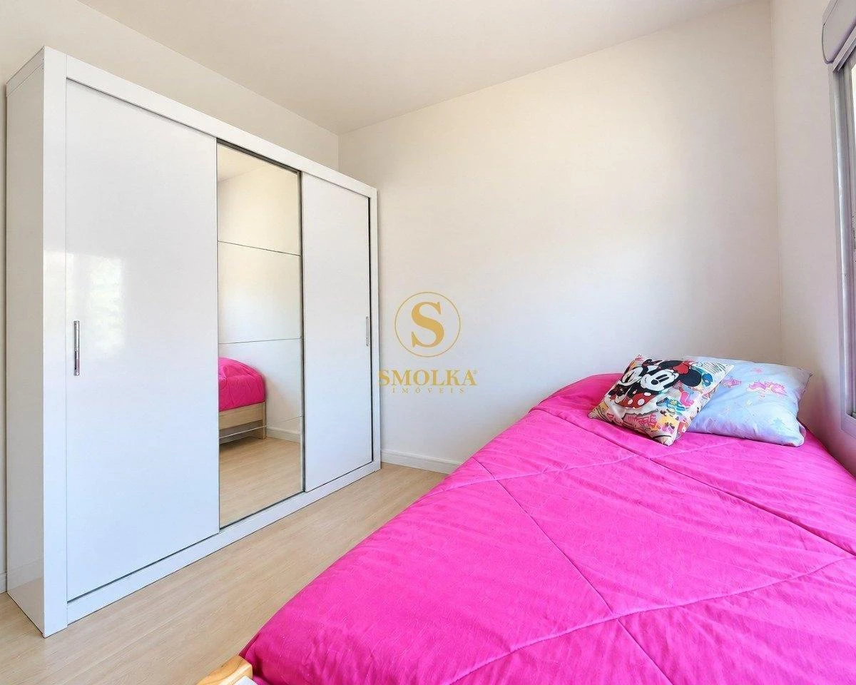3-bedroom house with a walk-in closet in Florianópolis — photo 42