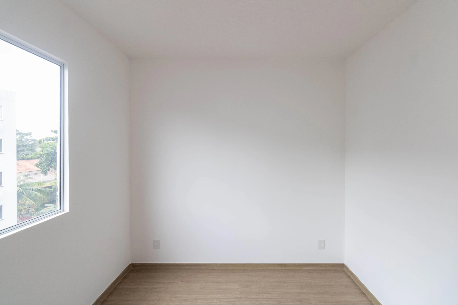 Unfurnished 2-bedroom apartment with 1 bathroom — photo 35