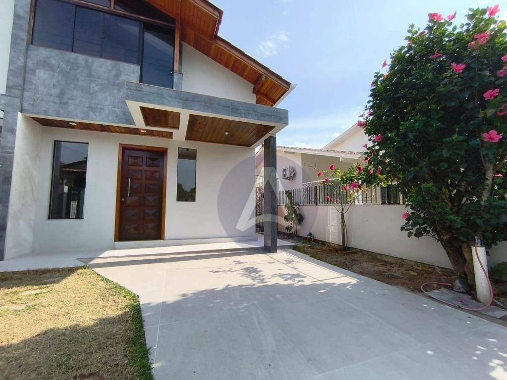 House with 1 bedroom and parking space; enclosed balcony — photo 3