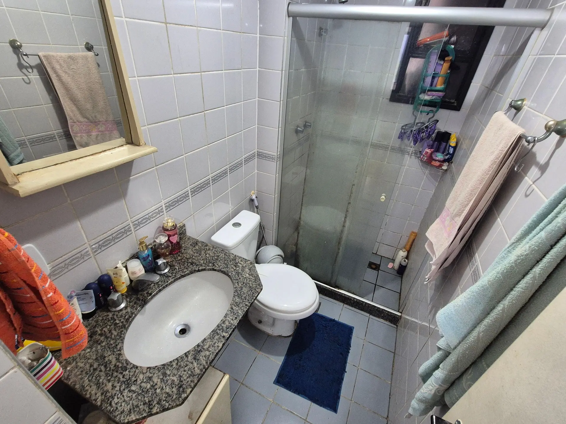 Furnished apartment with 3 bedrooms, 1 suite and balcony — photo 54