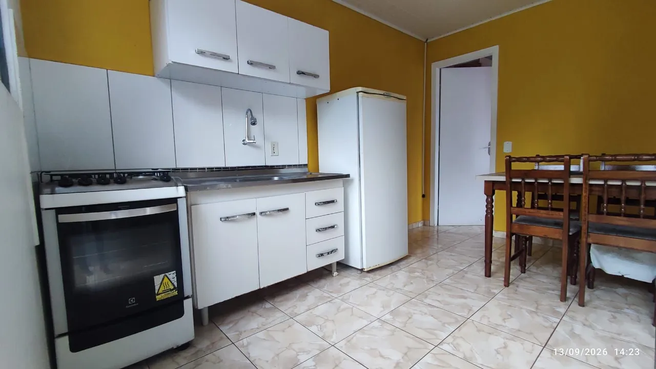 Furnished studio with 1 bedroom and 1 bathroom — photo 3