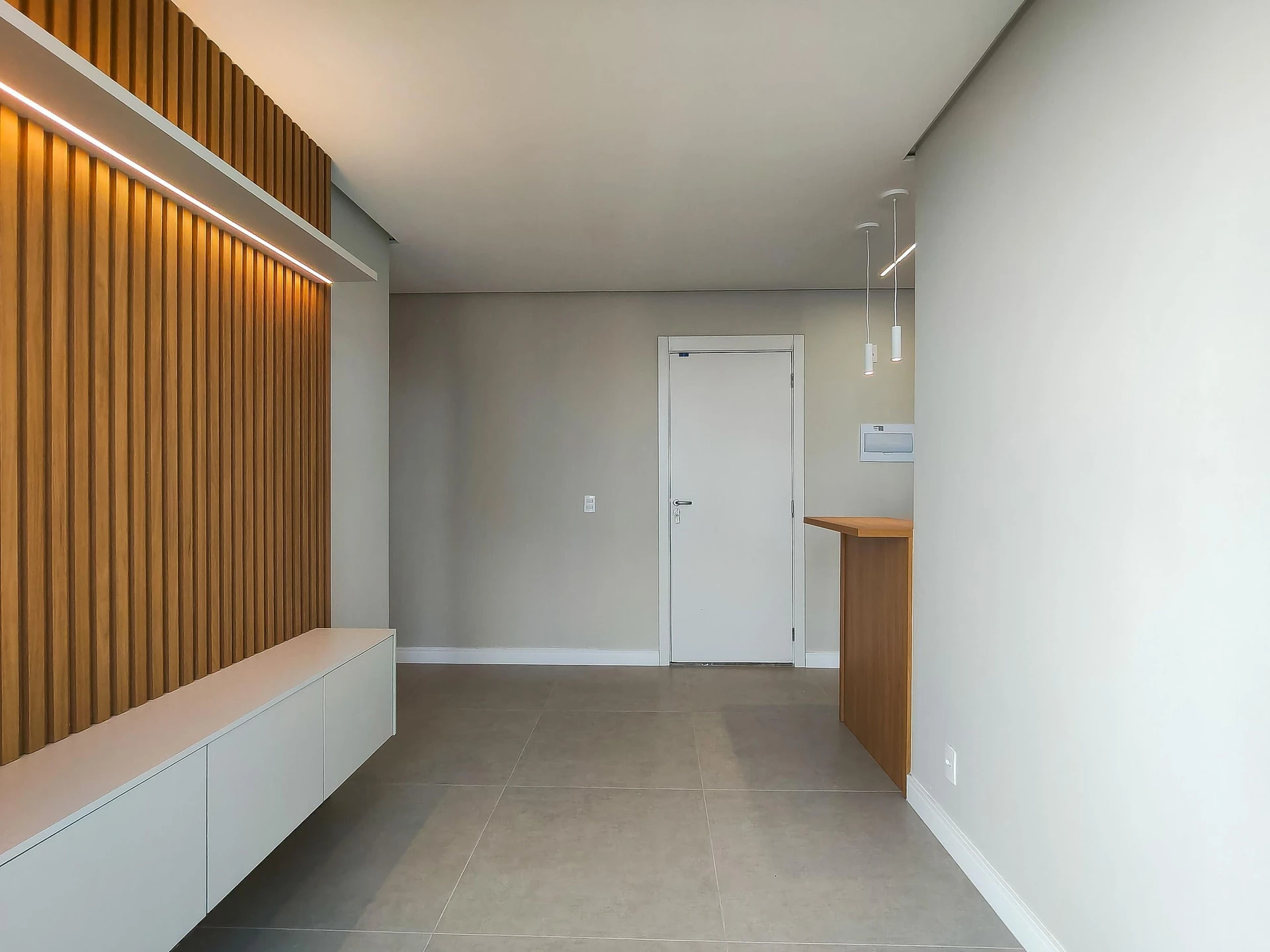 2-bedroom apartment in a building with a sauna — photo 26