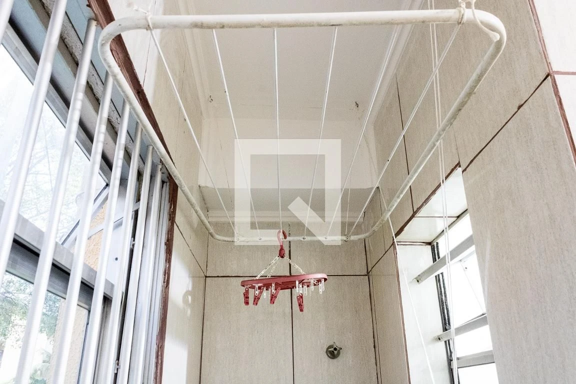 Unfurnished apartment with 2 bedrooms and closed kitchen — photo 35