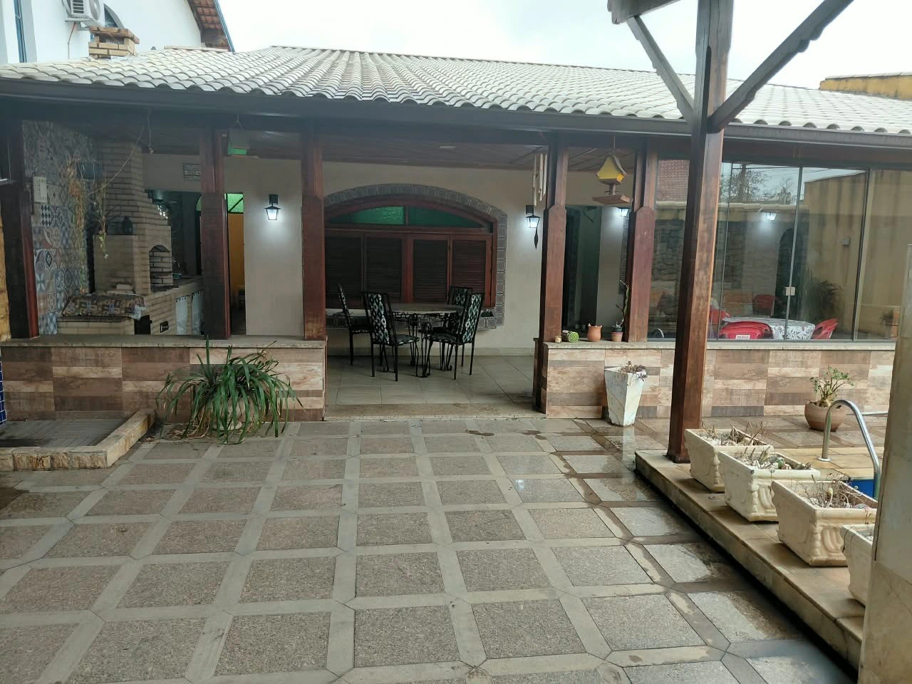 Furnished house with 3 bedrooms, 360 m² and 2 parking spots — photo 5