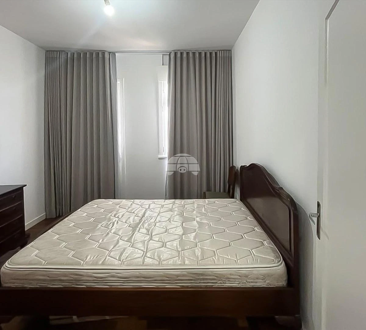 3-bedroom apartment with a park view — photo 4