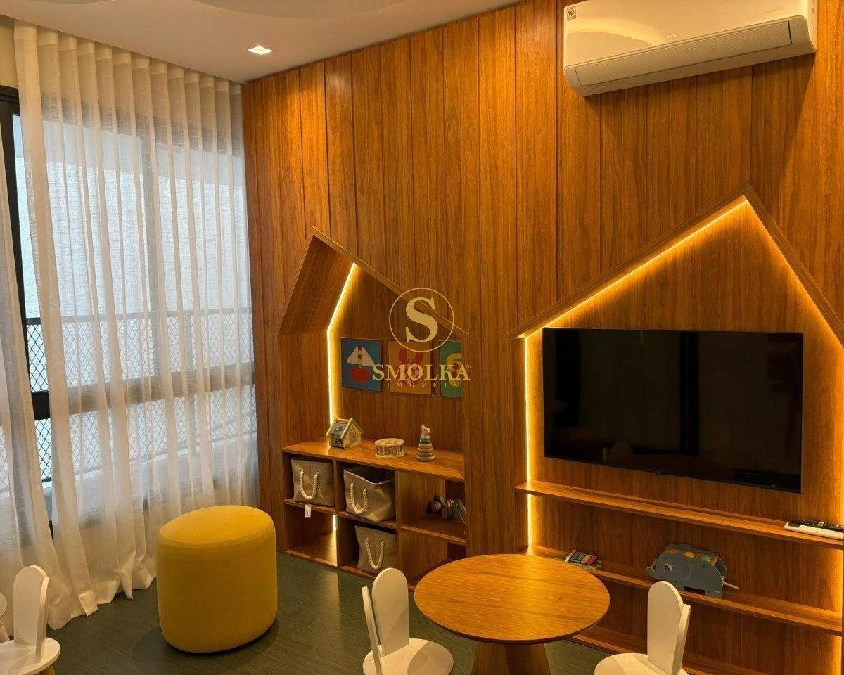 Furnished apartment, 85 m², with a grill on the balcony