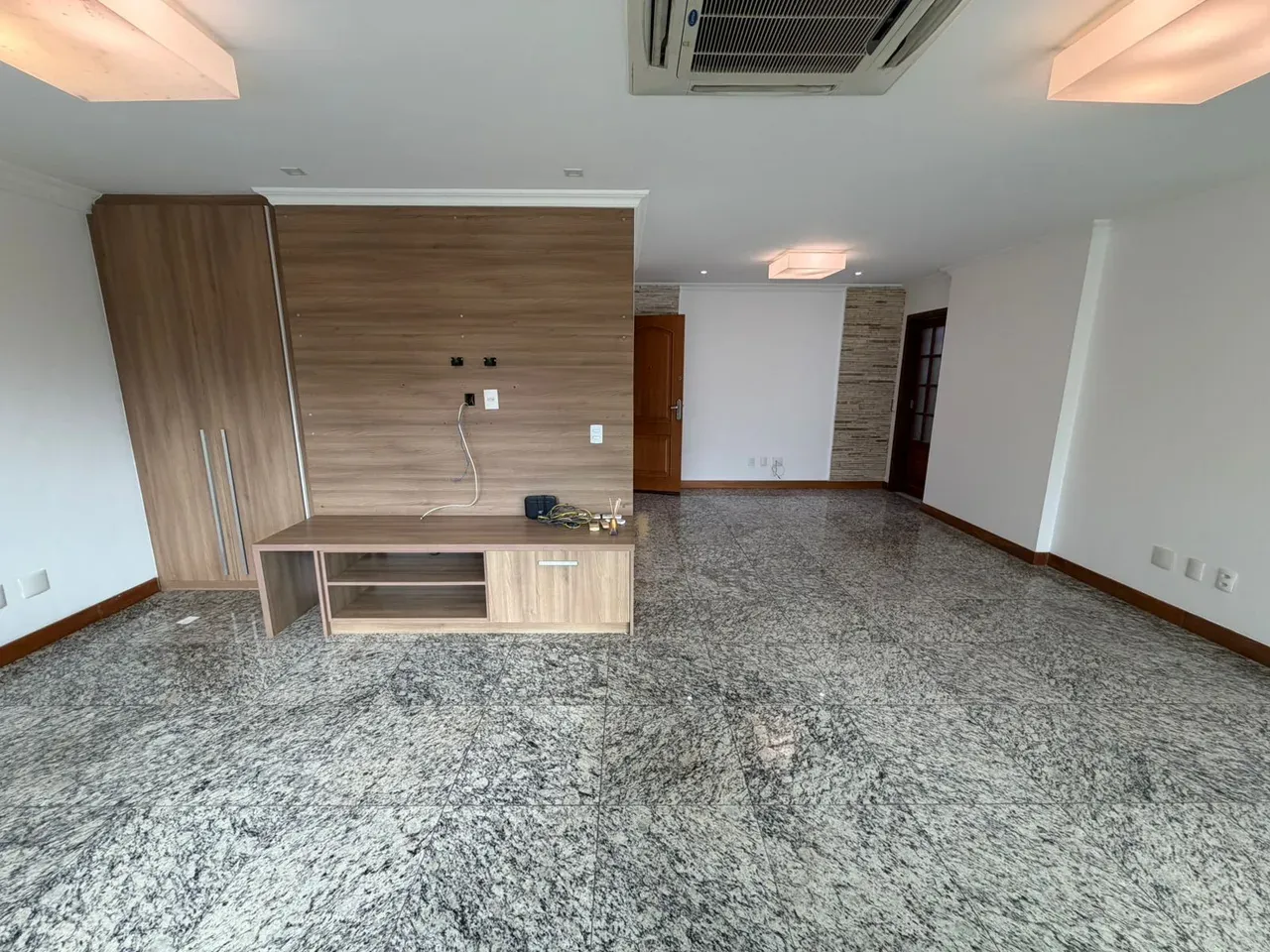 Apartamento de 166 m² com 4 quartos e 2 suítes — photo 8