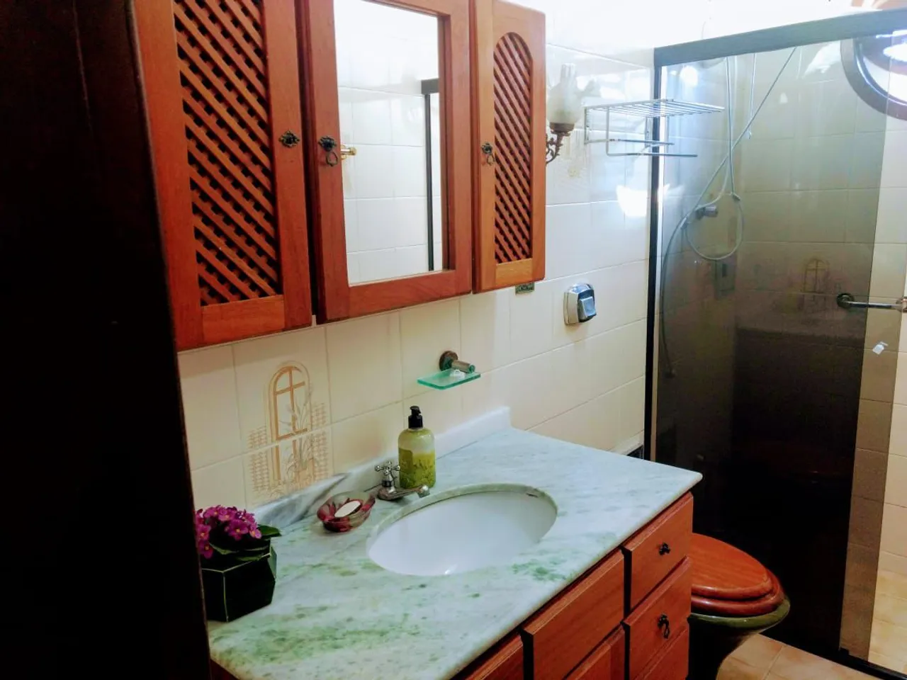 Furnished 1-bedroom apartment with 1 parking spot — photo 4