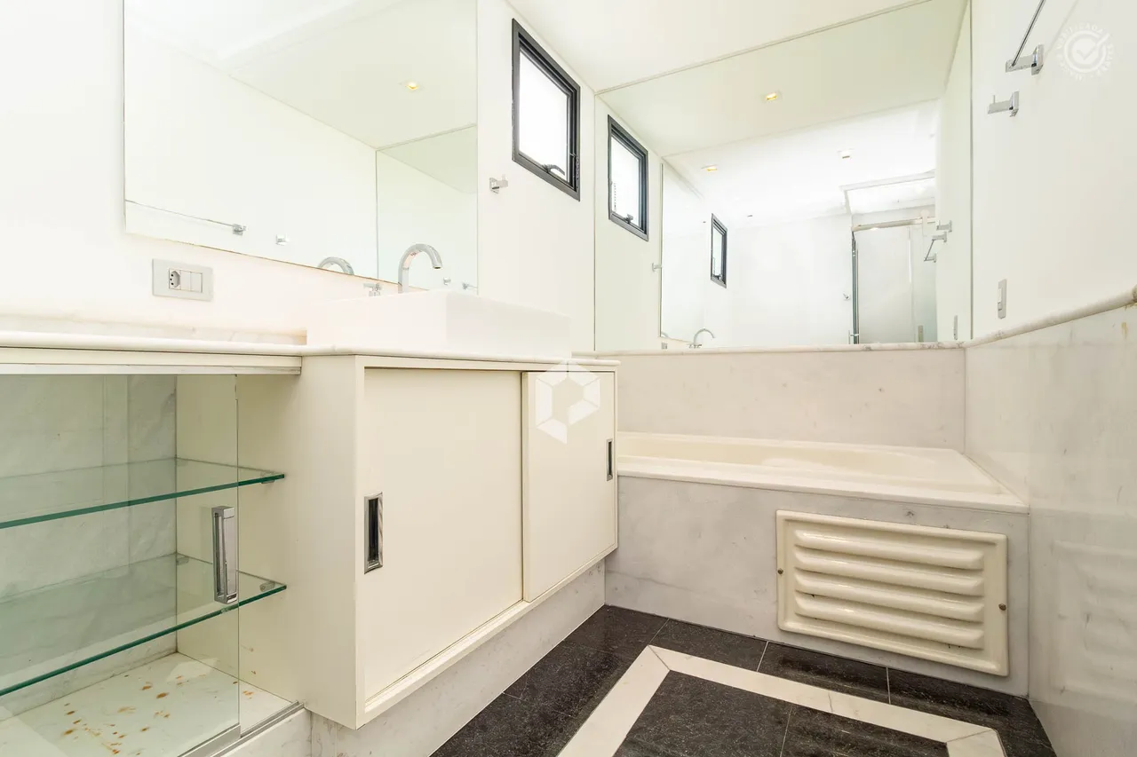 Apartamento com 3 quartos, 5 banheiros e varanda — photo 15