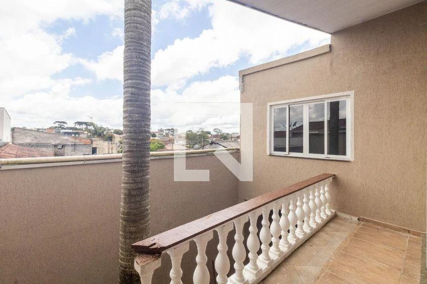 Будинок: 3 спальні, 1 з власною ванною кімнатою, 140 м² — photo 2