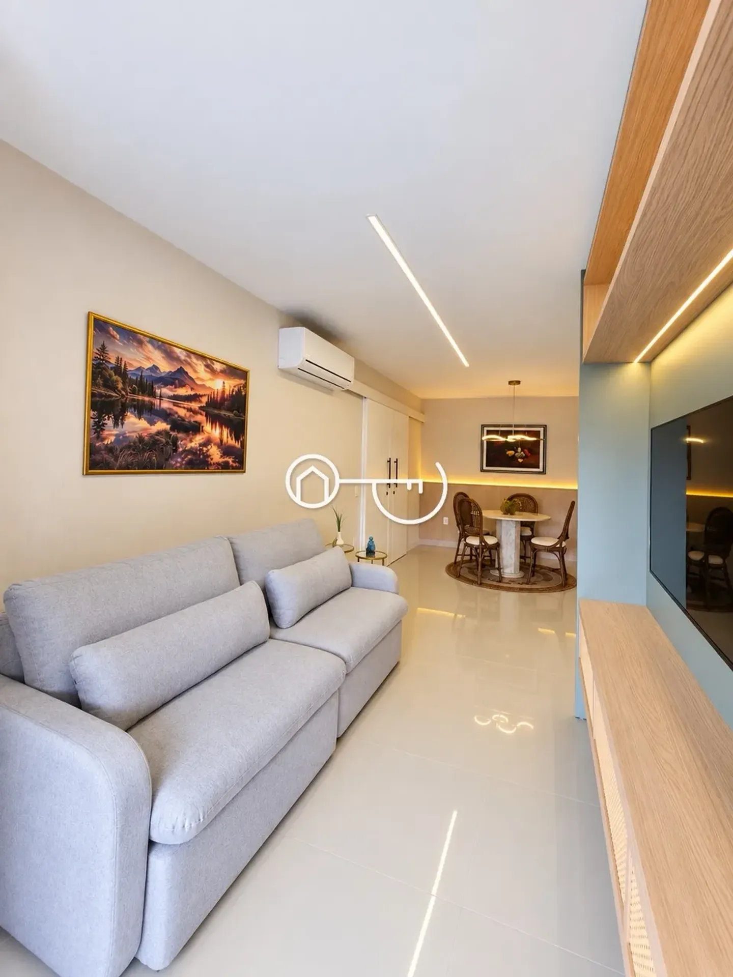 Furnished apartment, 93 m², with a mountain view — photo 33