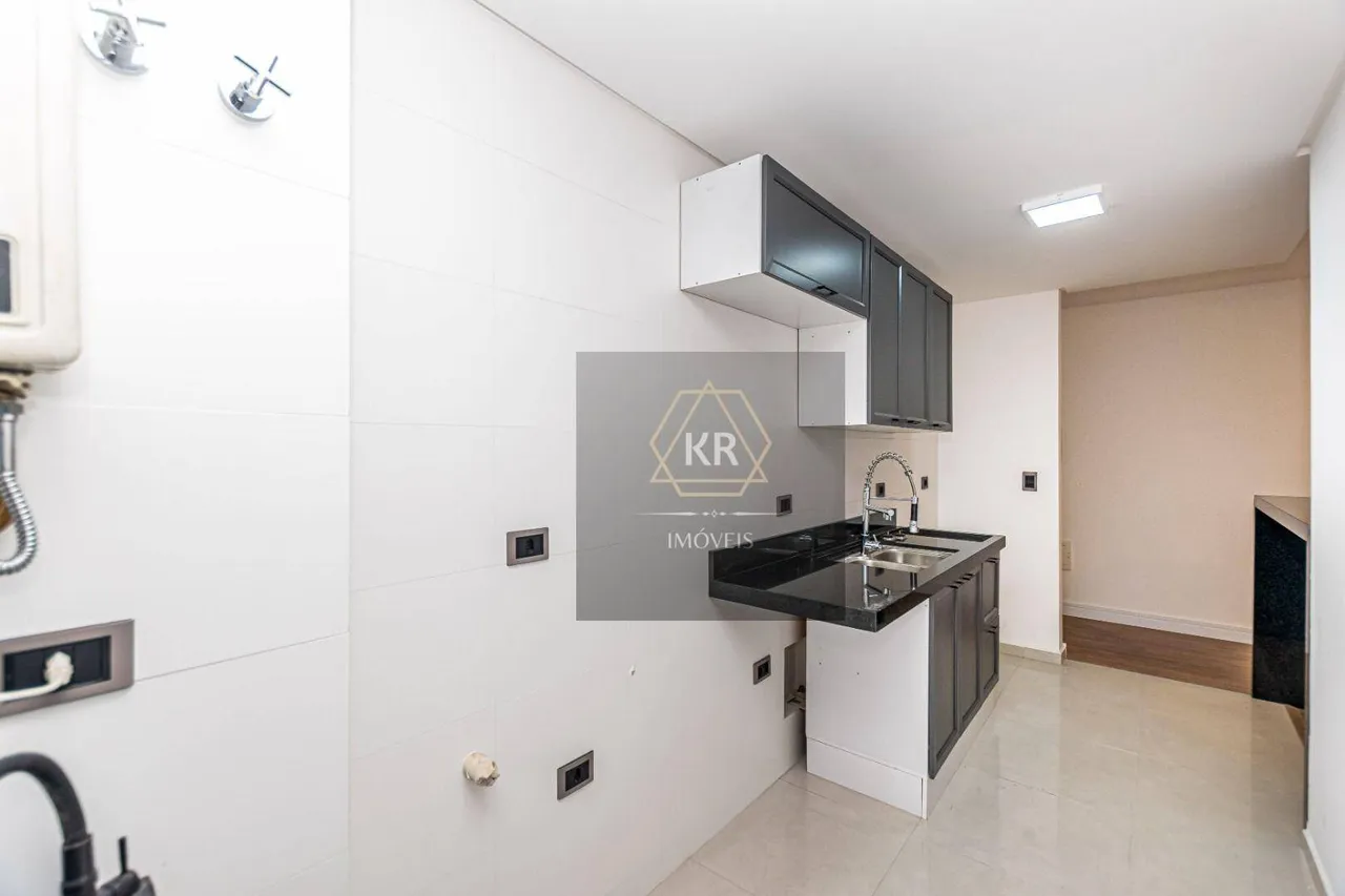3-bedroom apartment with a private BBQ area — photo 10