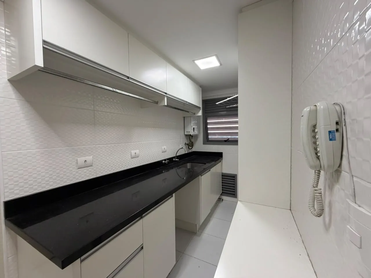 Floor-to-ceiling windows in a 3-bedroom apartment, 133 m² — photo 7