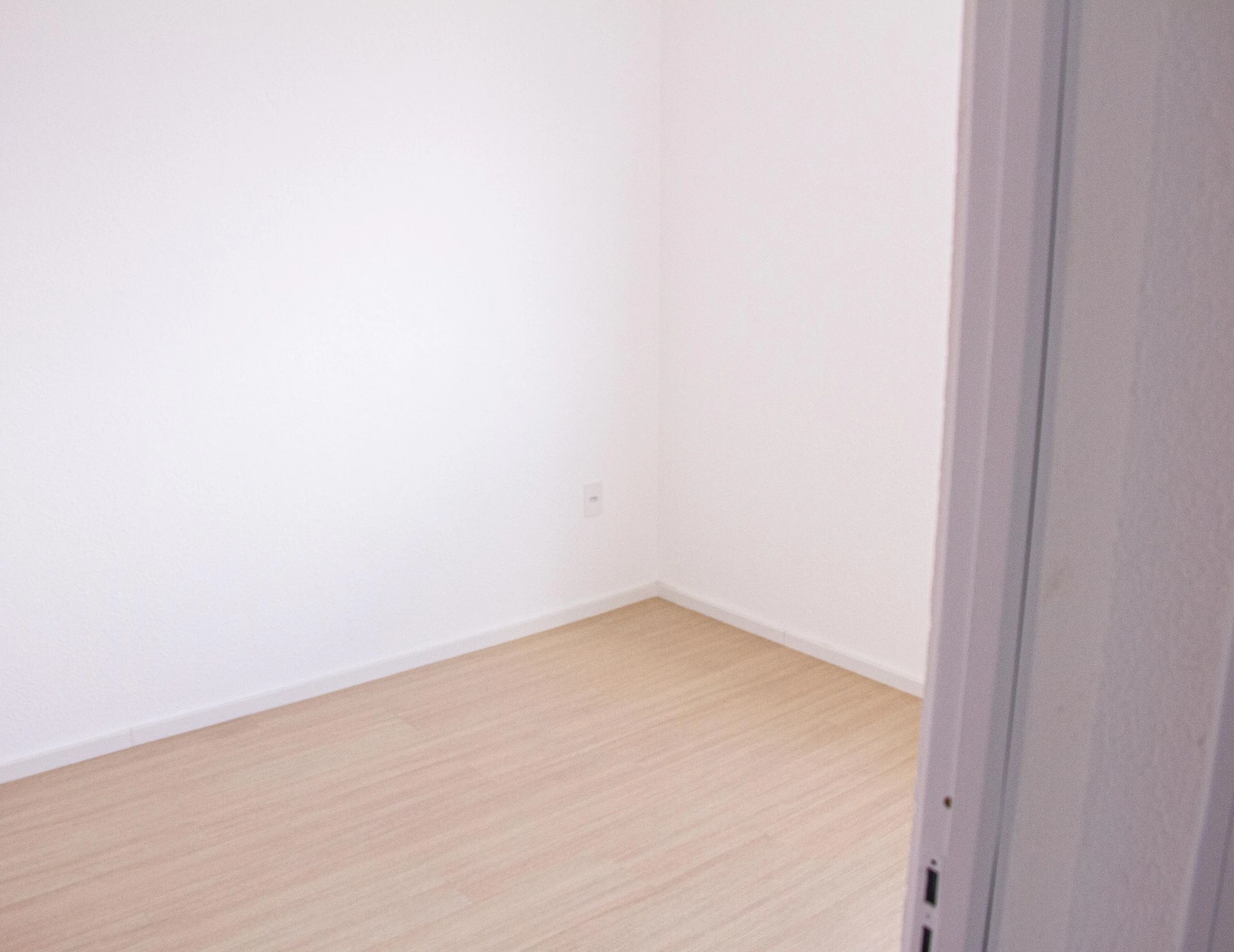 2-bedroom rental apartment with laundry area — photo 18