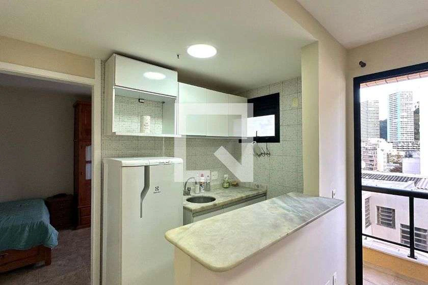 Apartamento mobiliado de 37 m² com 1 suíte e 1 vaga — photo 2