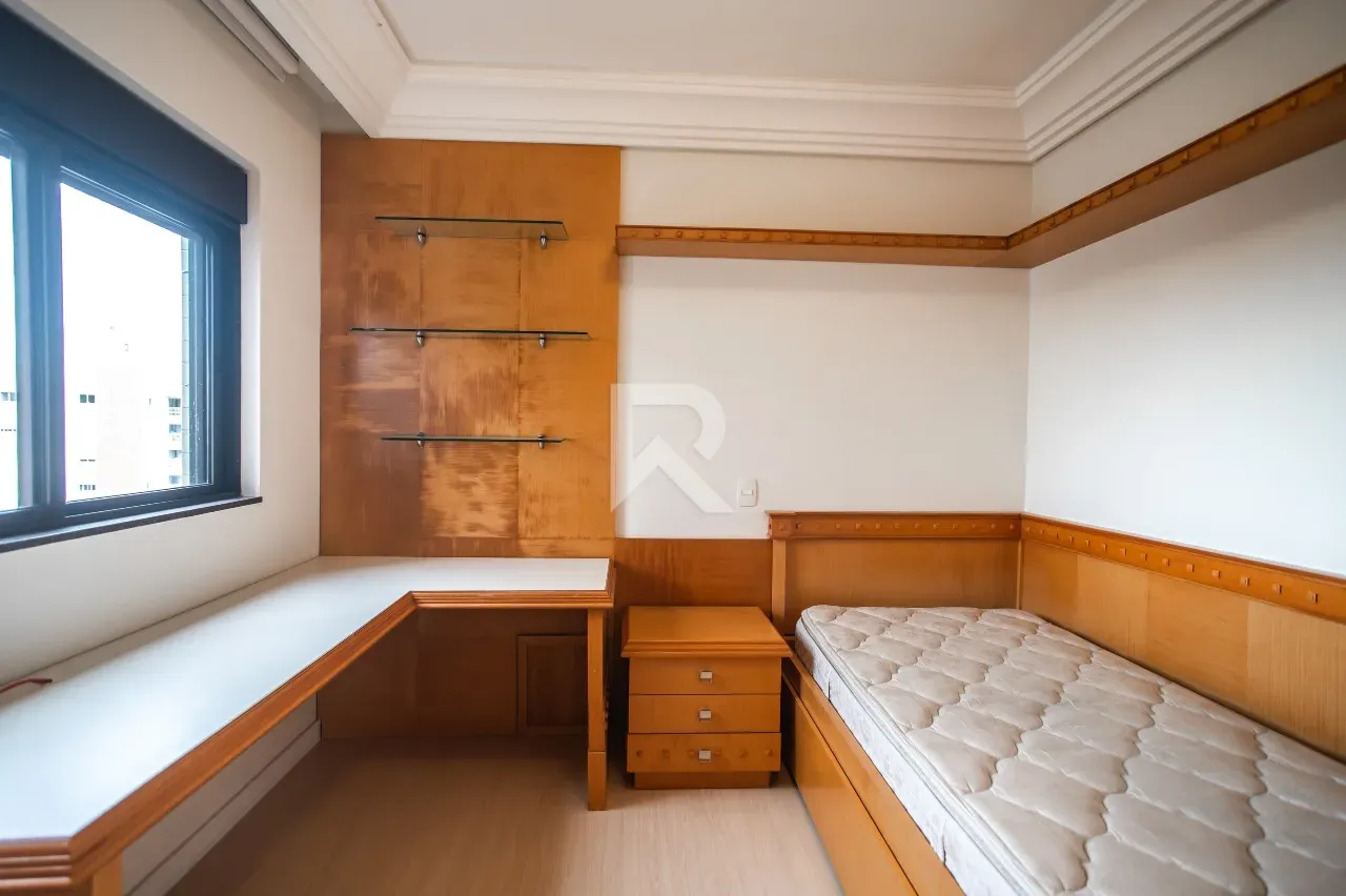 Apartamento de 4 dormitorios, 250 m², 4 baños y 4 plazas — photo 16