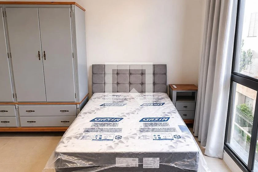 Furnished studio with 1 bedroom and 1 bathroom