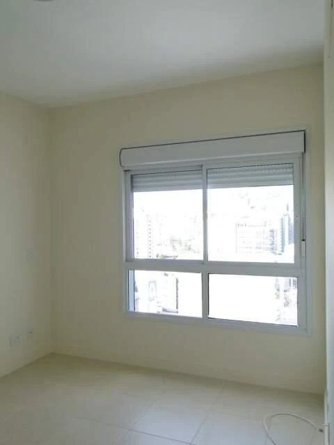 2-bedroom apartment in a building with a pool — photo 35
