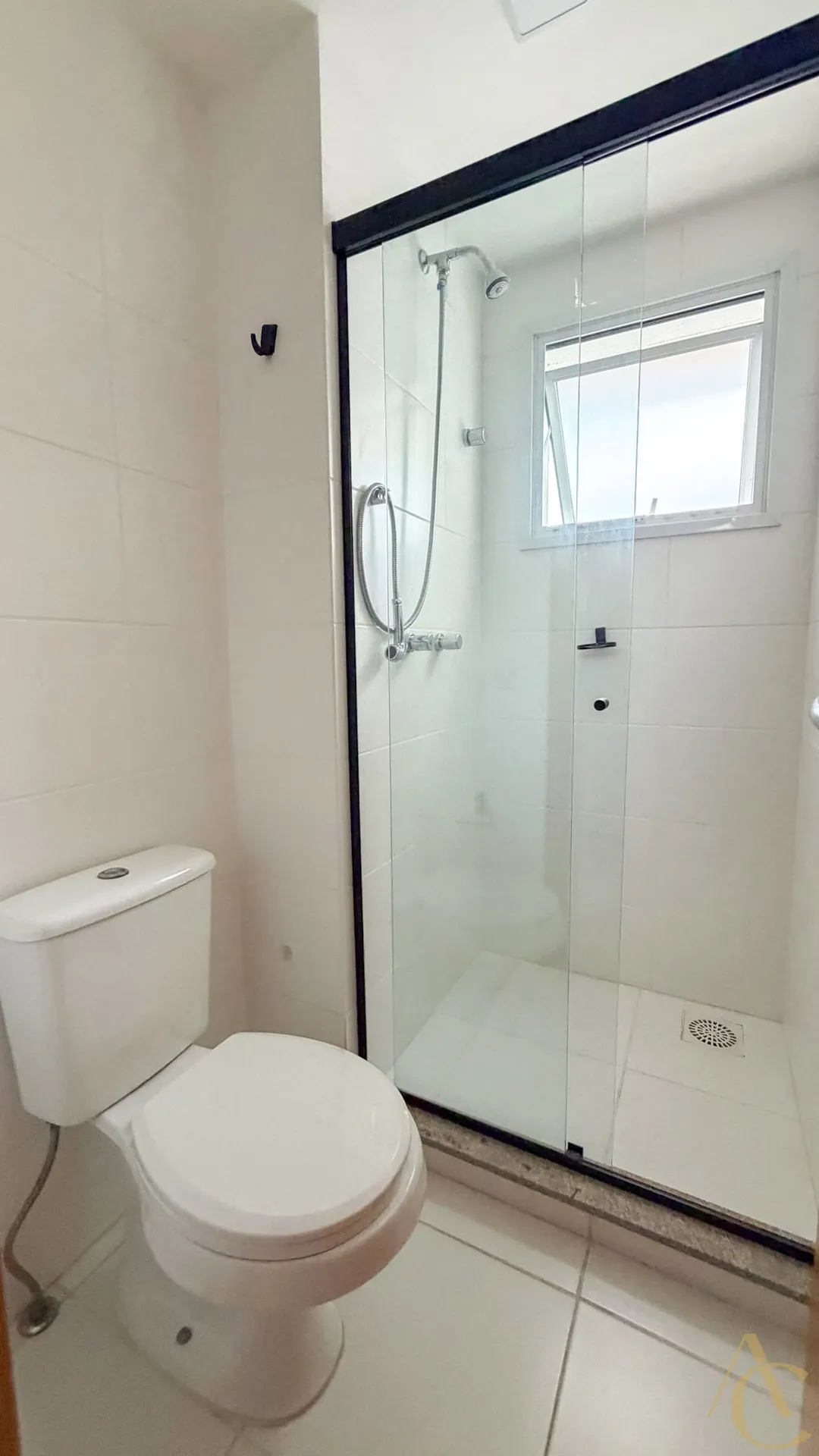 Apartamento de 130 m² com 3 quartos e piscina no condomínio — photo 29