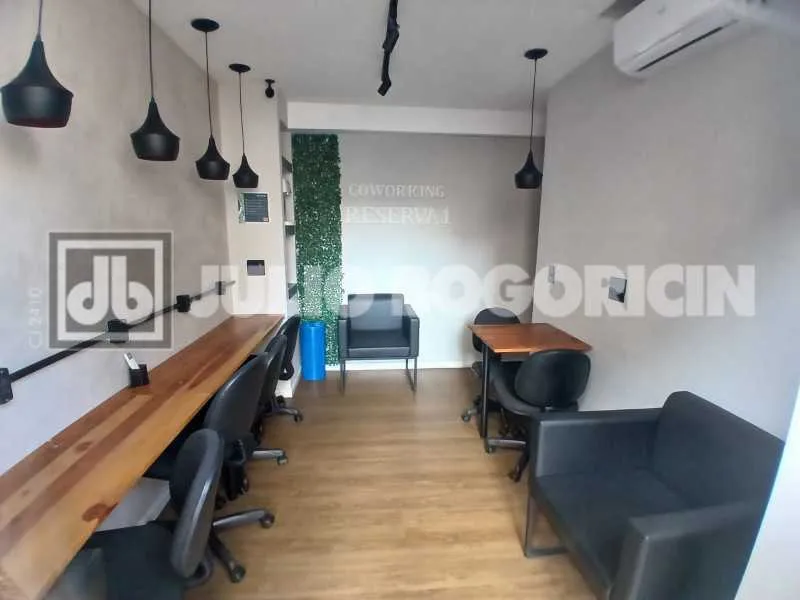 Рабочее место и 3 спальни: квартира 53 м² — photo 16