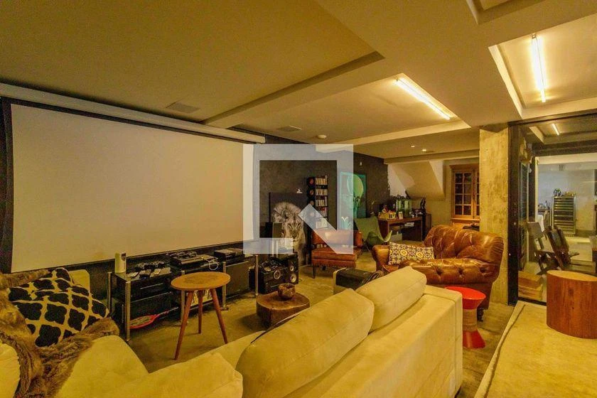 Furnished house with 5 bedrooms and open-plan kitchen — photo 17