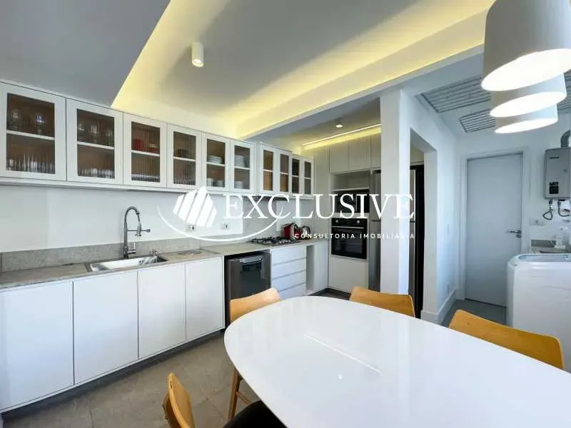 Furnished 3-bedroom apartment with open-plan kitchen — photo 5