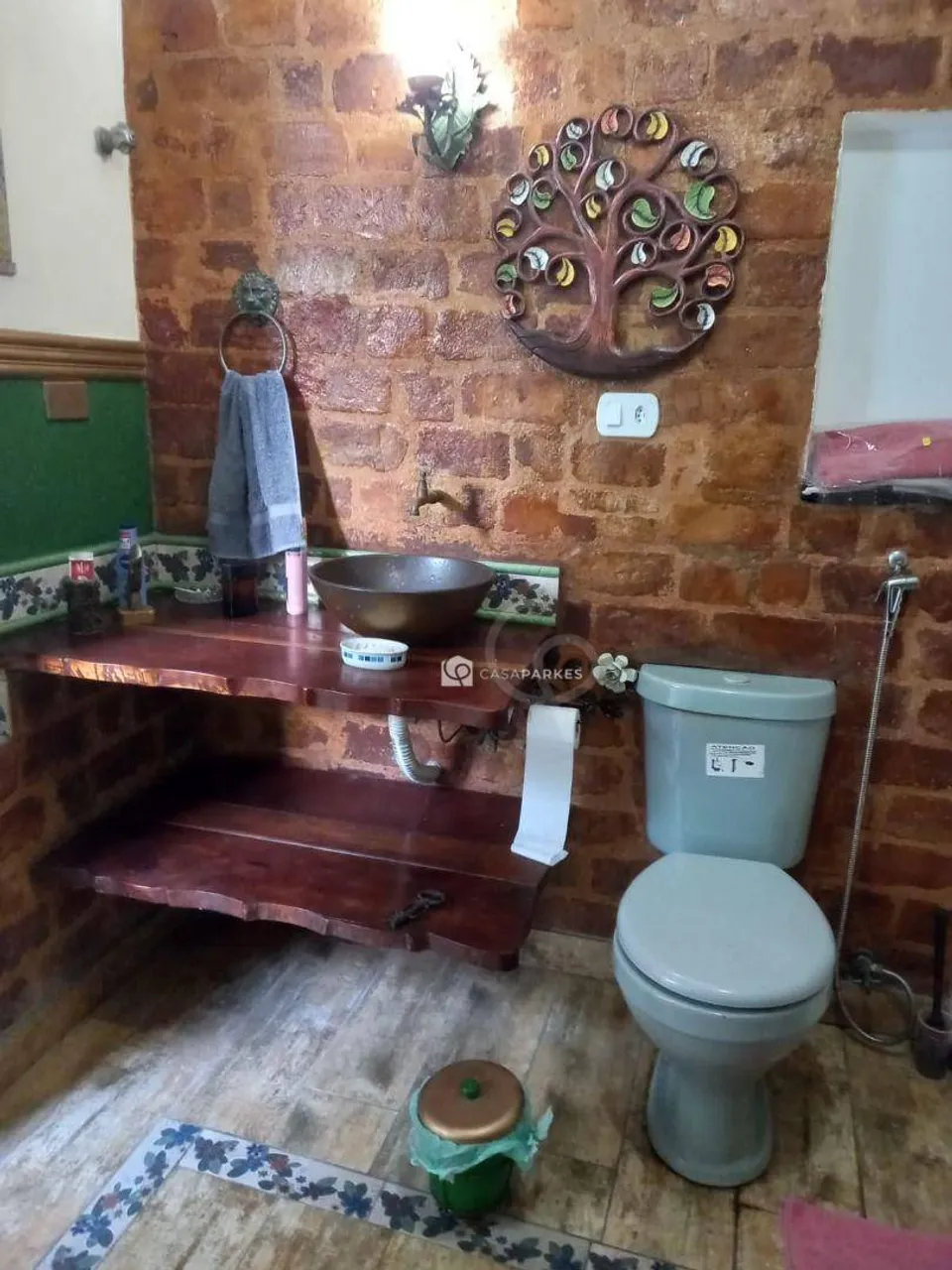 Furnished house with 4 bedrooms and a gas stove kitchen — photo 4