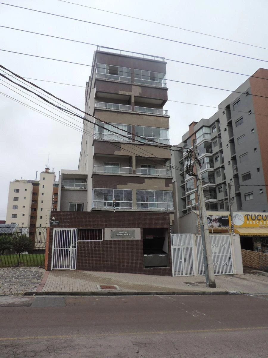 Glass-enclosed balcony in a 2-bedroom apartment, 70 m² — photo 9