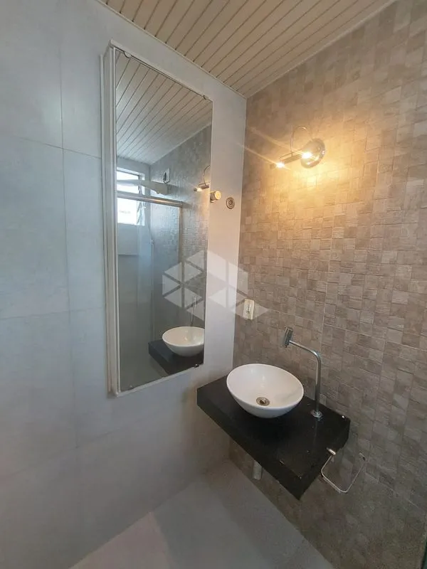 Apartamento tipo kitnet amueblado de 20 m² con cocina abierta — photo 9