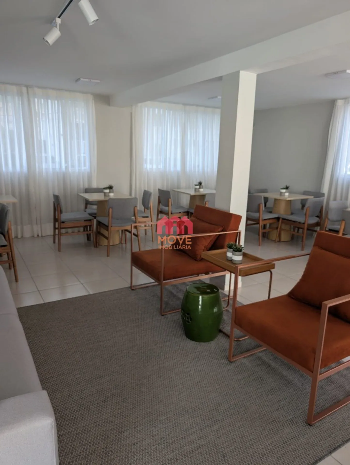 Garden apartment with 2 bedrooms and 2 bathrooms — photo 21