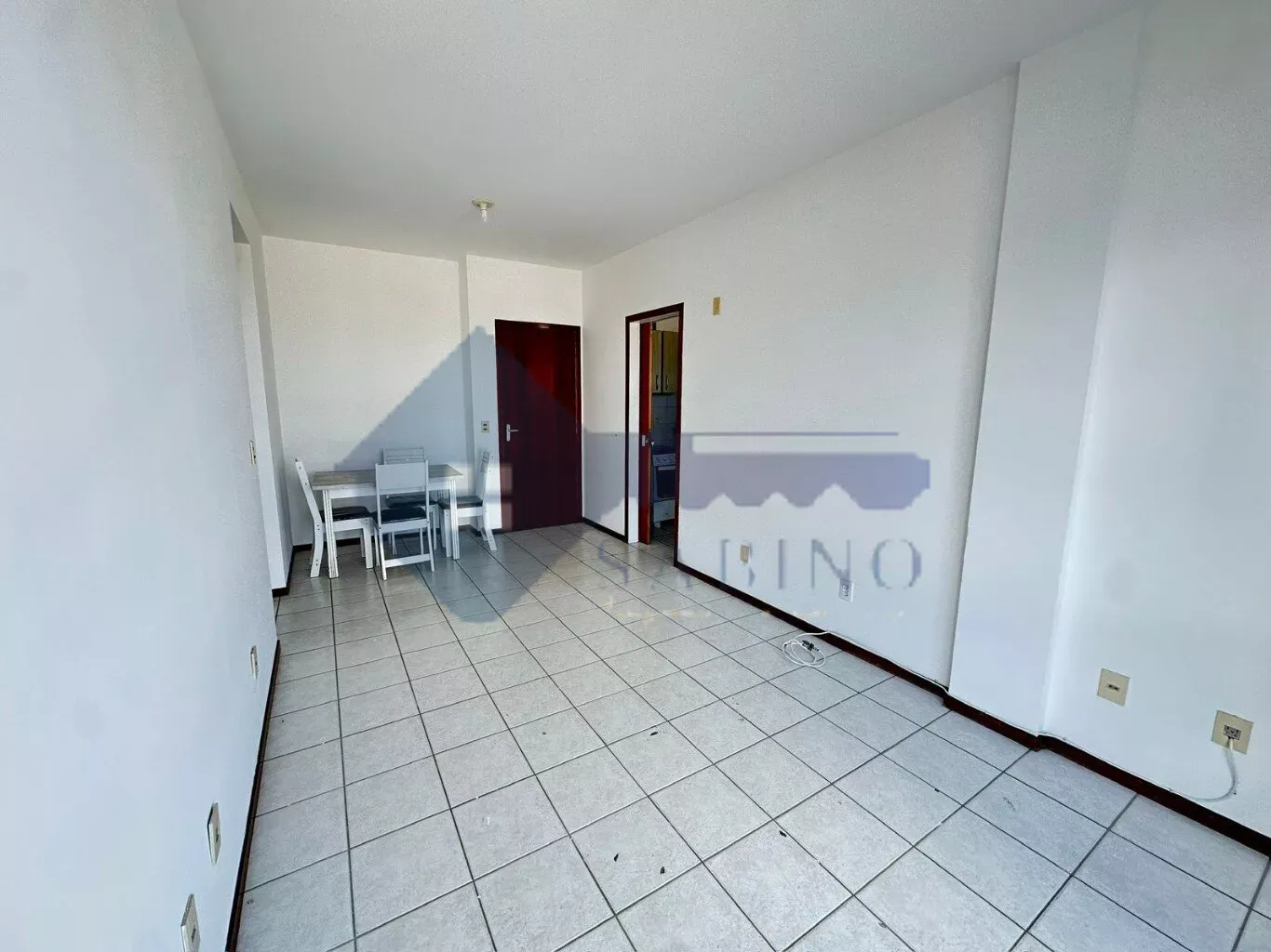 75 m² apartment with 2 bedrooms and 1 en-suite — photo 4