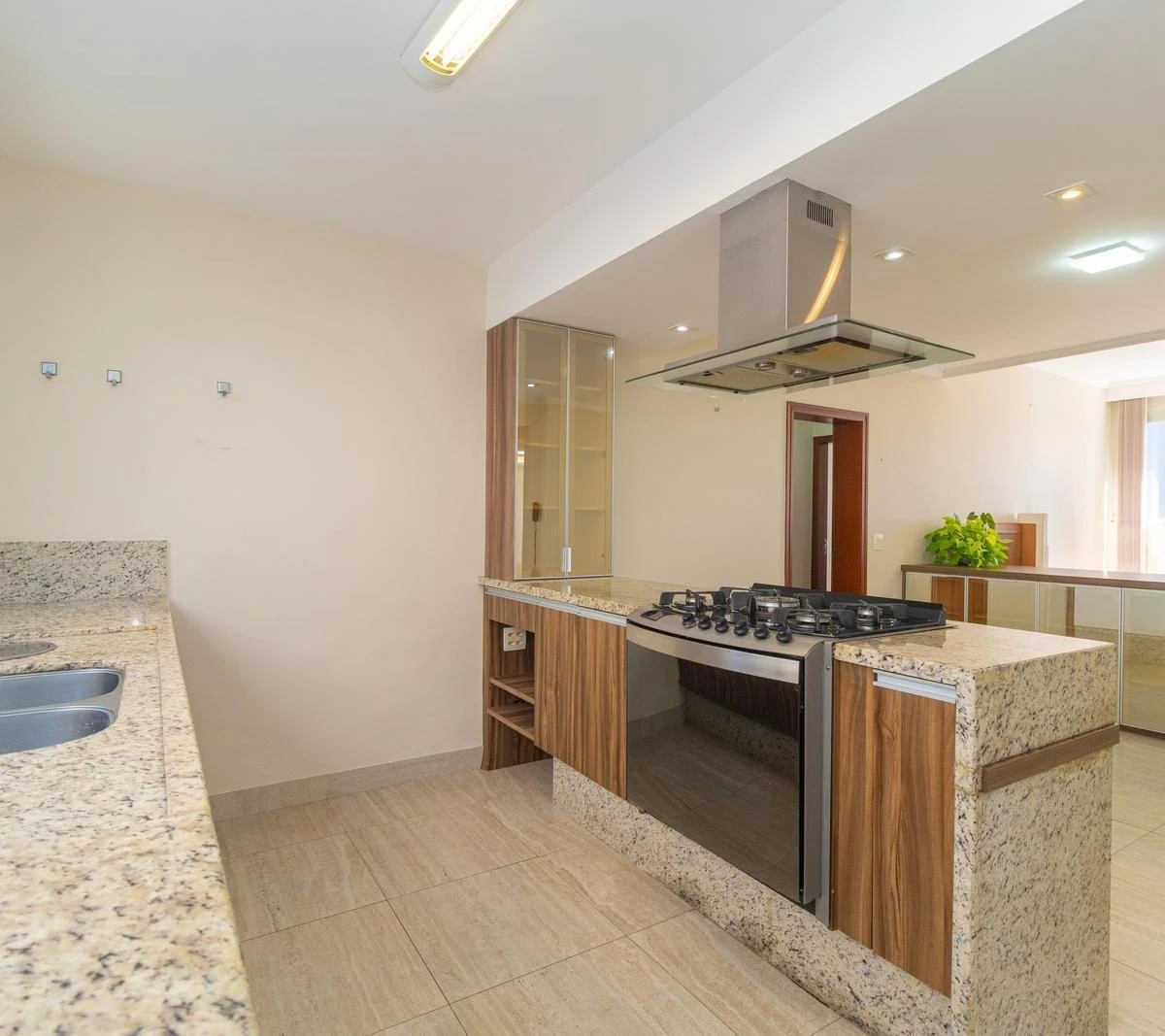 Apartment, 177 m², with a washing machine — photo 10