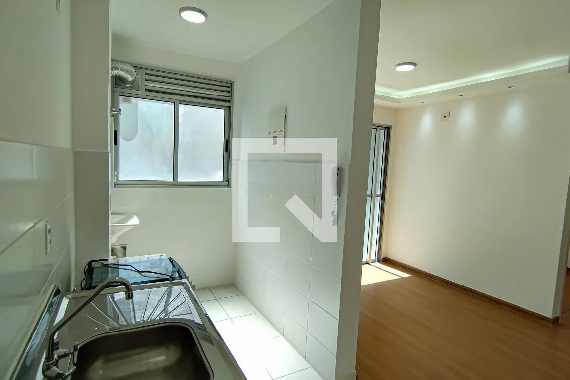 Apartamento de 2 quartos em condomínio com academia — photo 24