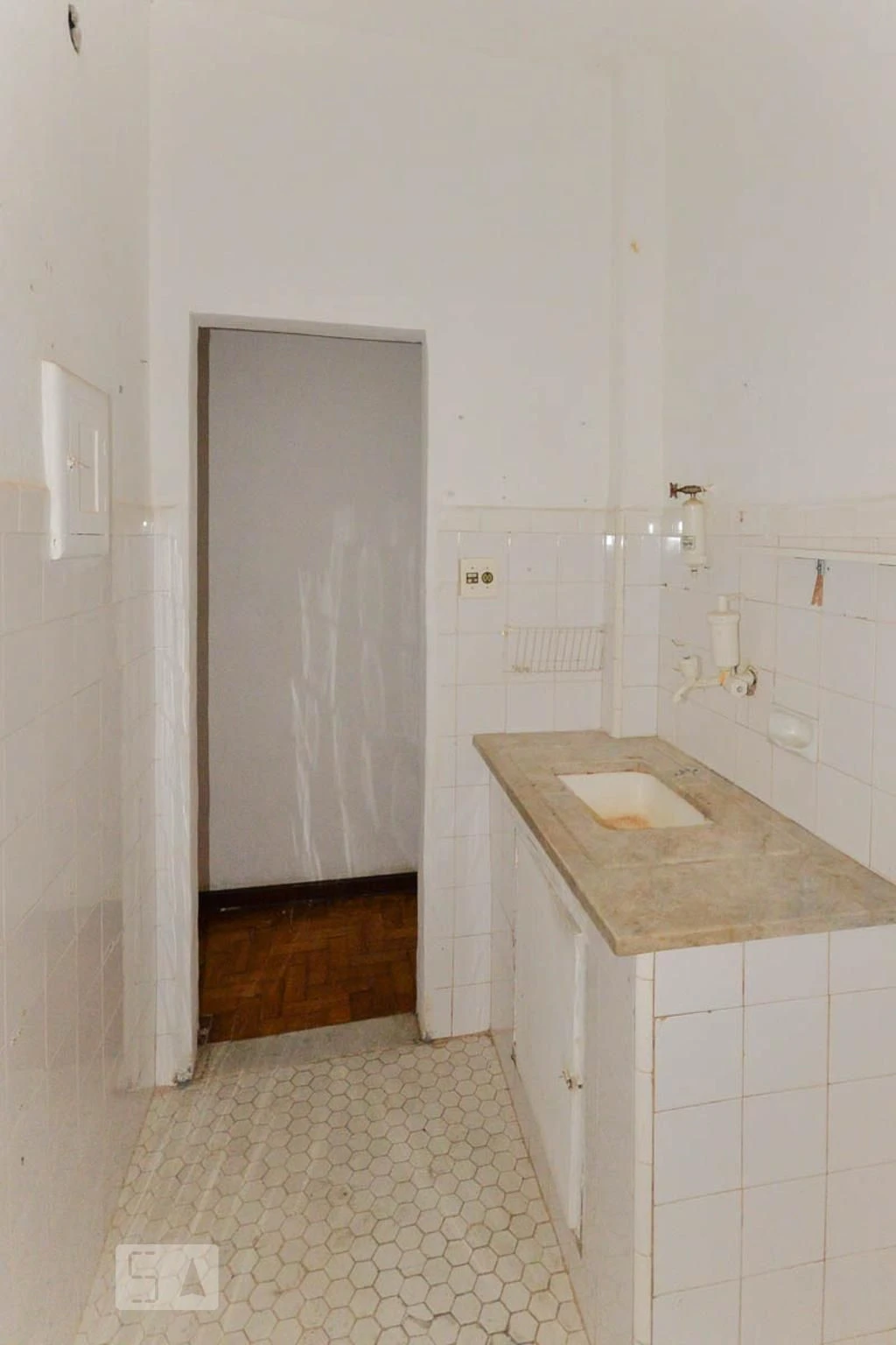 Apartamento, 40 m², com piso de madeira ou laminado — photo 9