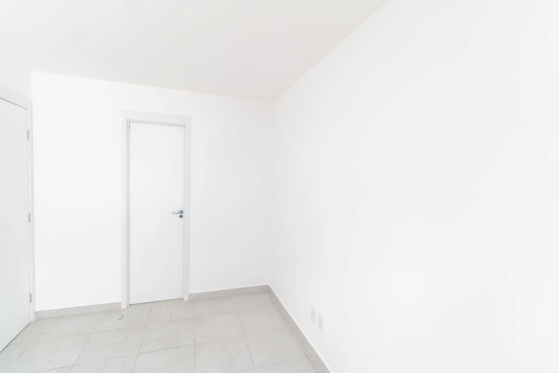 Apartment with 2 bedrooms, 1 en-suite and 1 parking spot — photo 49