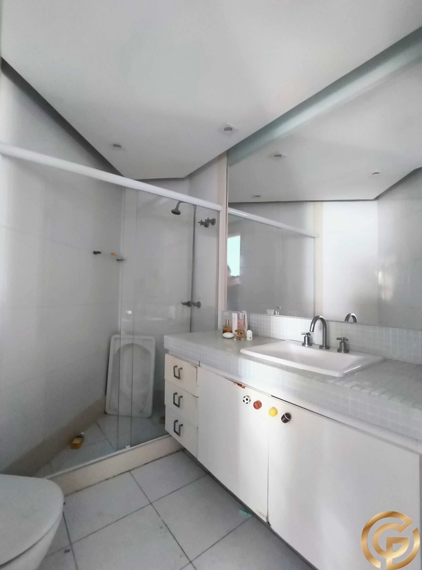 Furnished 400 m² apartment with 4 en-suite bedrooms — photo 21