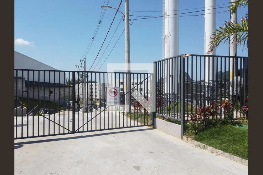Невмебльована квартира 42 м² з 2 кімнатами та паркомісцем — photo 30