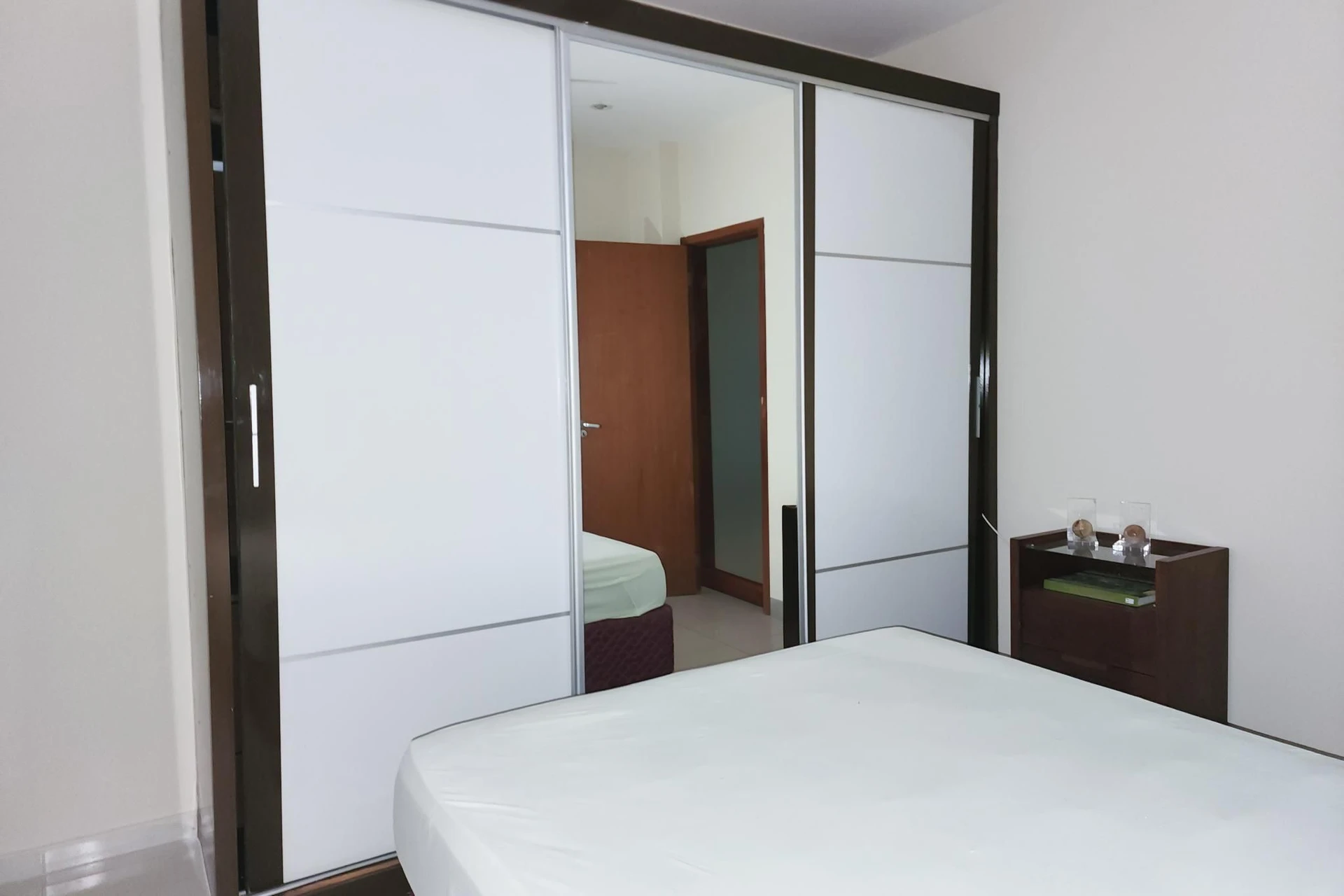Apartamento mobiliado com 2 quartos e máquina de lavar roupa — photo 8