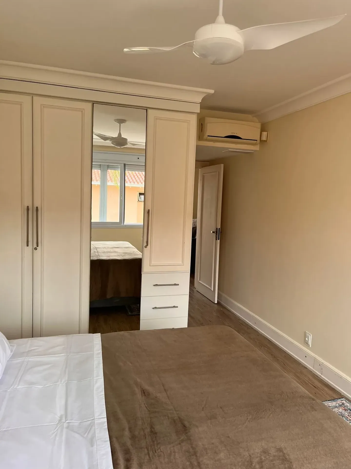 Furnished house with 5 en-suite bedrooms — photo 110