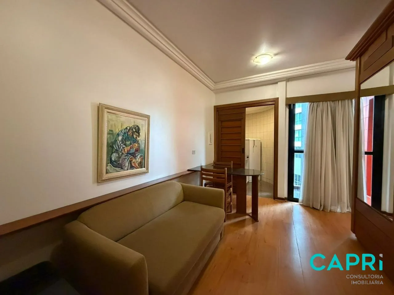 One-bedroom apartment with a washing machine — photo 11