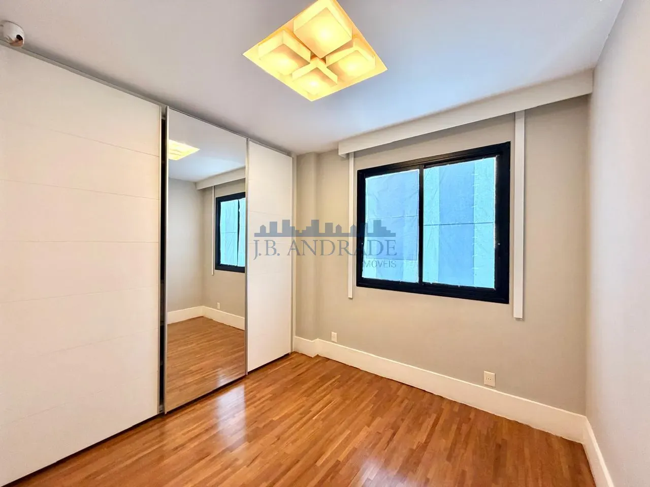 Apartamento mobiliado de 178 m² com 3 quartos e varanda — photo 22