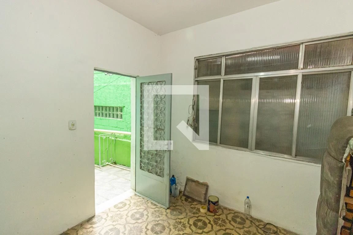 Casa sem mobília com 3 quartos e 3 banheiros — photo 22