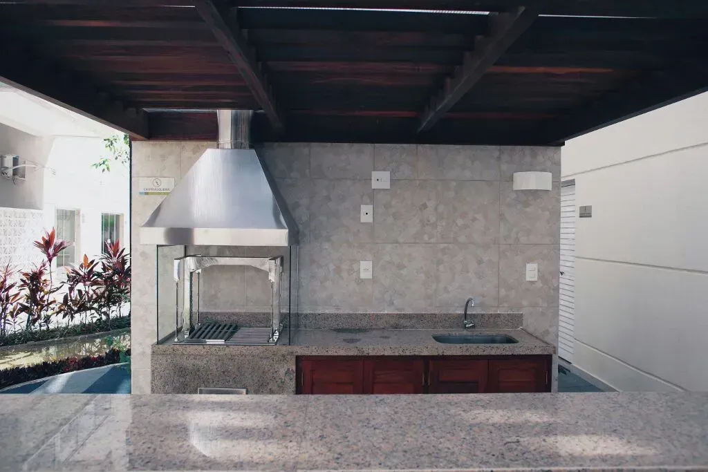Apartamento de 3 dormitorios con balcón acristalado 77 m² — photo 2