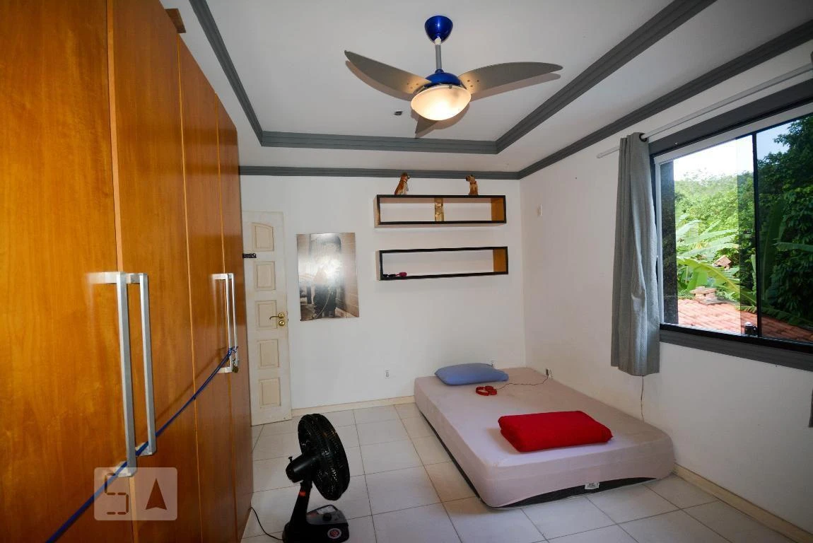 5-bedroom house with 6 bathrooms, 500 m² and 4 parking — photo 32