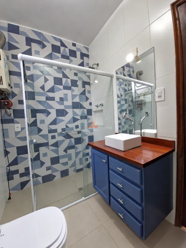 Apartment on the 1st floor with wood or laminate floors — photo 7